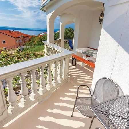 Nice Apartment In Crikvenica With Kitchen المظهر الخارجي الصورة