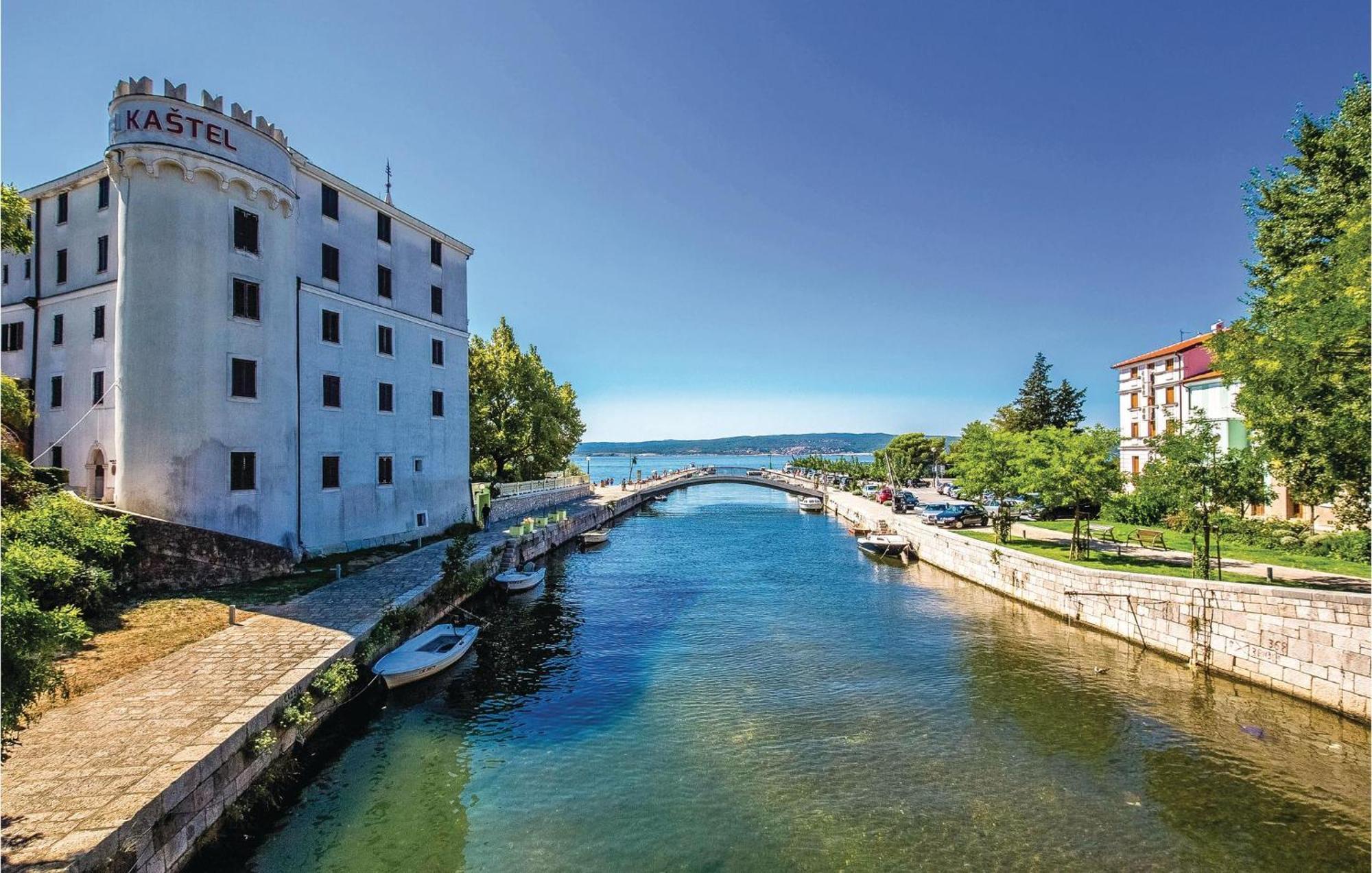 Nice Apartment In Crikvenica With Kitchen المظهر الخارجي الصورة
